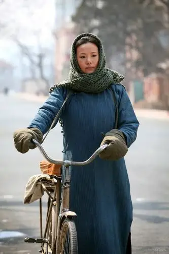 《悬崖》剧照-633x950.137k.大图 -影视剧照 jz.n63.com