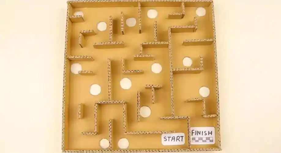 常用手机费视力,试试纸箱做玩具――汝州市逸夫小学教育集团美术主题