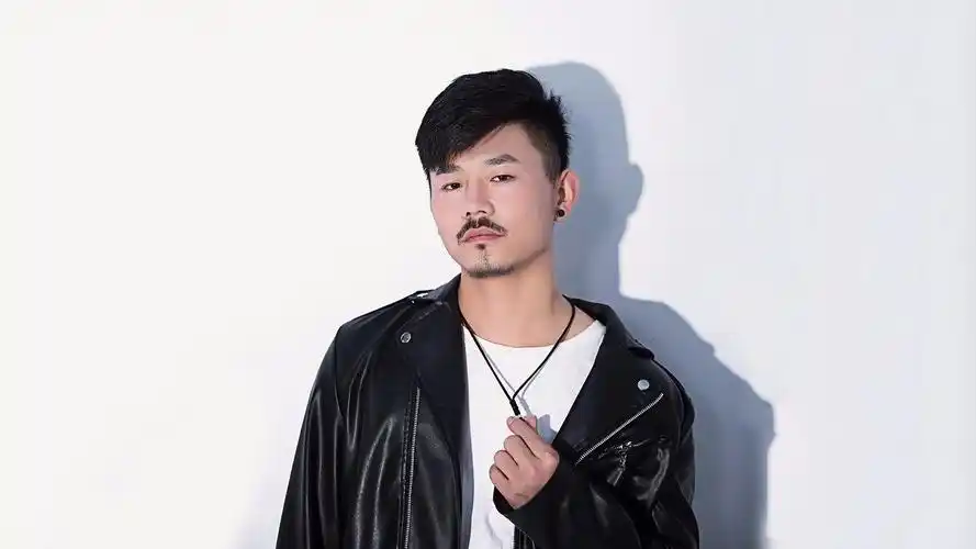 大欢爱着爱着就变了mv