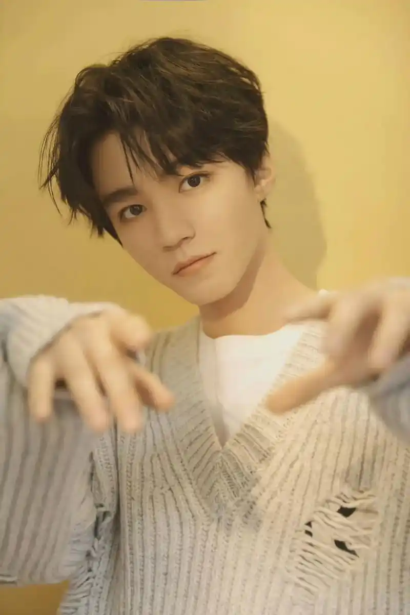 王俊凯#从开始到未来只为王俊凯 #王俊凯写真  18岁,1 - 抖音