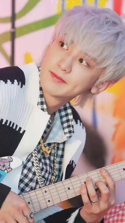 手机壁纸朴灿烈