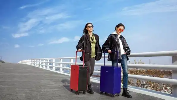 阳朔凤凰张家界都是人气很火爆的圈子,你要约伴的话就去找找吧对了,在