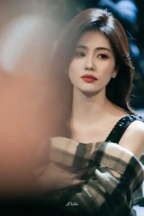 白鹿跳舞了##白鹿微博之夜