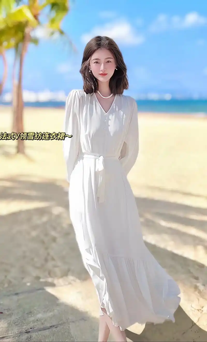 法式白色v领雪纺连衣裙.姐妹们,这件高级感茶歇仙女裙子长裙好 - 抖音