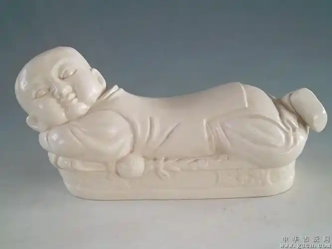 定瓷孩儿枕宋代.22.