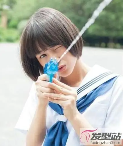 学生波波头怎么剪好看 简约时髦尽显青春魅力_发型站_最新流行发型