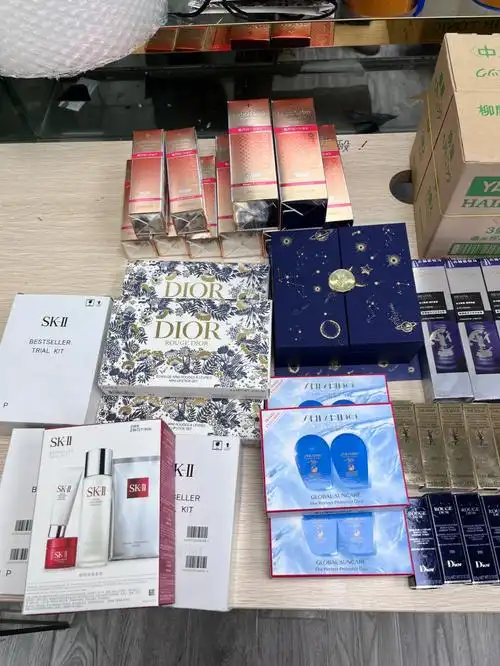 明通化妆品批发