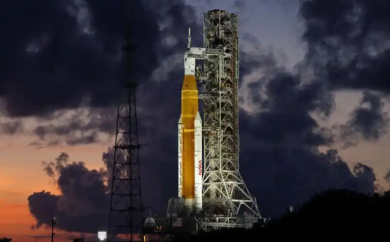 nasa登月火箭周一未能发射