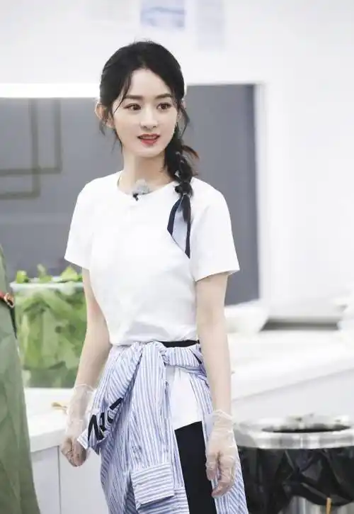 赵丽颖休假却养胖冯绍峰?