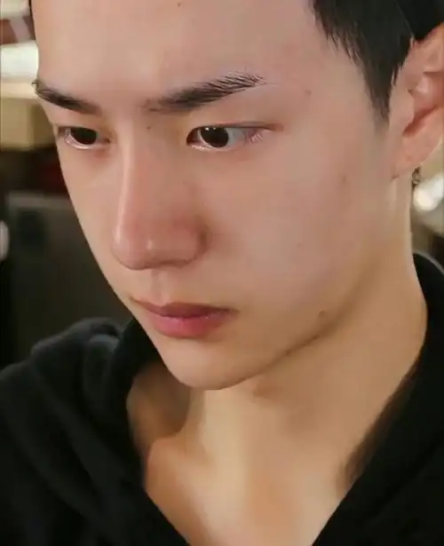 纯纯素颜,纯纯神颜#王一博##王一博的考古日常