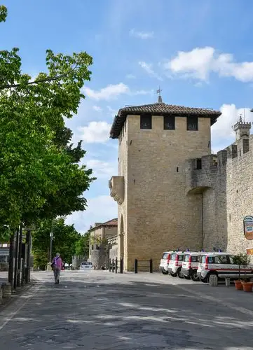 纵横意大利 ----- 袖珍小国圣马力诺(san marino)