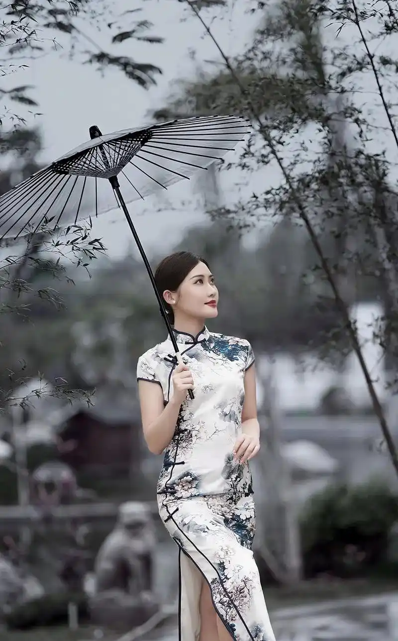 湛江七月人像摄影活动召集中.#图文伙伴计划2024 #旗袍 - 抖音