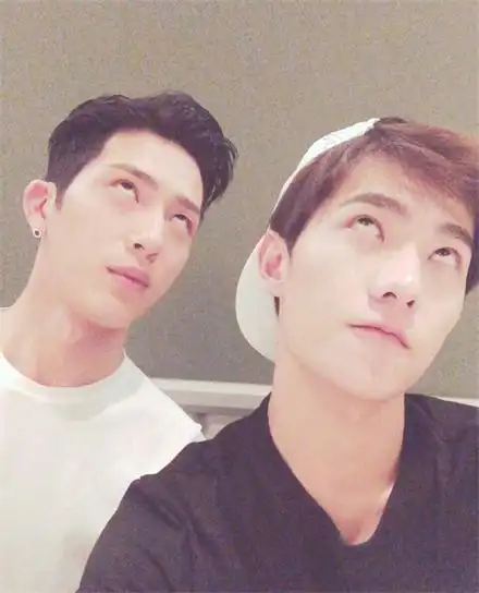 《微微一笑很倾城》两大肖奈成cp? 深扒杨洋井柏然撕逼内幕信息颇深