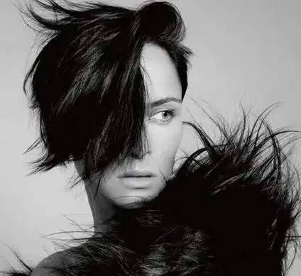 特别特美发诚邀加盟投资金额10~20万所属行业美容>美发加盟成立时间