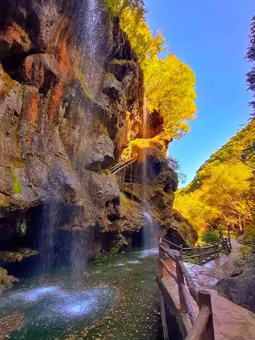 三门峡市卢氏县双龙湾景区美景
