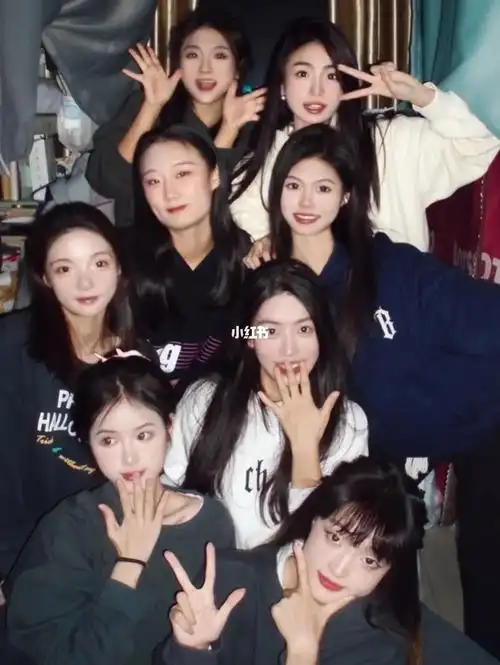 八人宿舍ccd拍照