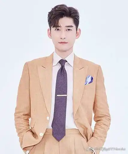 张翰经纪人丨"银幕上的深情演绎者"