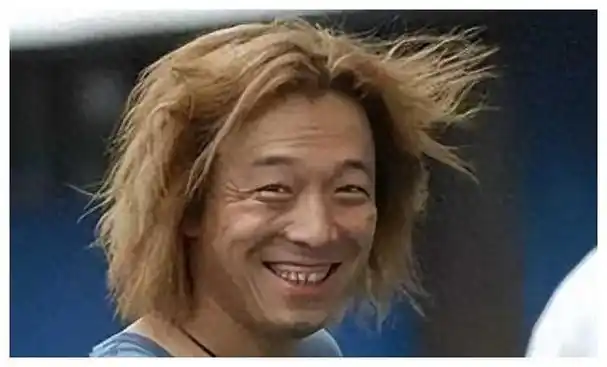 孙红雷和牛头梗撞脸李荣浩和狗天生一对