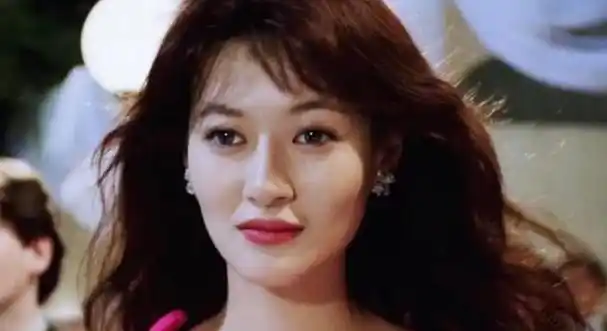 香港9大风情美女排行榜,叶子楣第9,邱淑贞第6,舒淇只能排第3