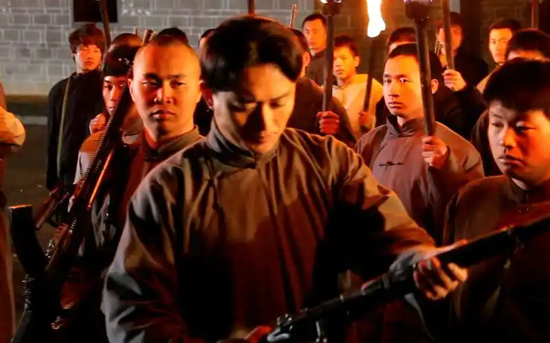 开天辟地花絮-出征