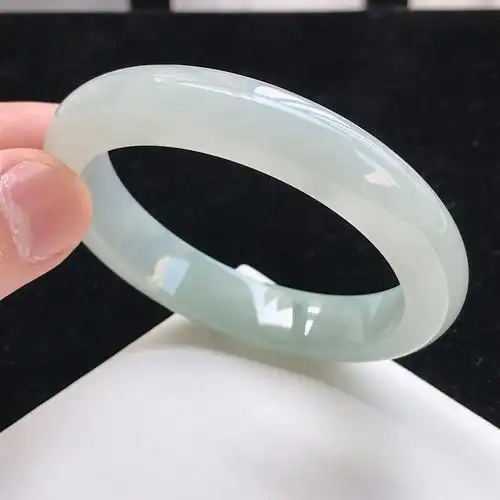 7圈口 翡翠莹润浅色正装手镯 a114玉质细腻,底子清爽,韵味十足,尺寸