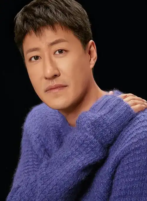 回顾著名演员于震被前妻泼尽脏水为何二婚妻子辛月依旧敢嫁