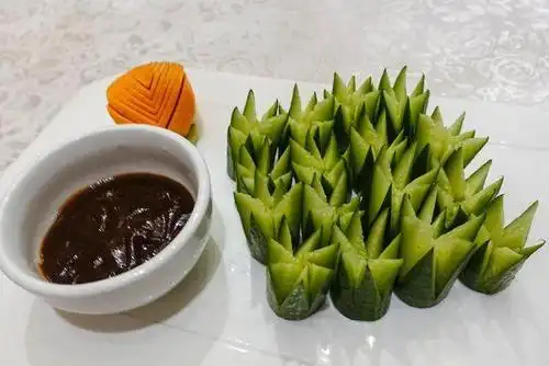 探寻舌尖上的扬州味道,扬州菜不仅做的精致,摆盘更是非常讲究