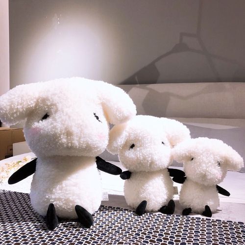 易烊千玺明星同款抱枕一只羊手绘风易只羊偶像毛绒玩偶公仔礼物