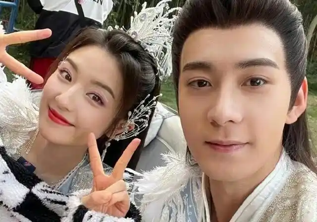 星落凝成糖:播完还有糖,青葵嘲风走秀,陈星旭李兰迪下周有快本