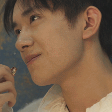 易烊千玺gif四字弟弟gif撩gif帅气gif表情gif