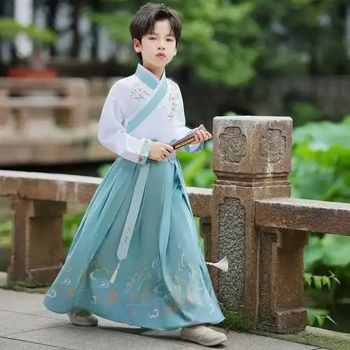 中国风帅气小男孩古风古装国学演出服儿童汉服男童2024新春夏薄款