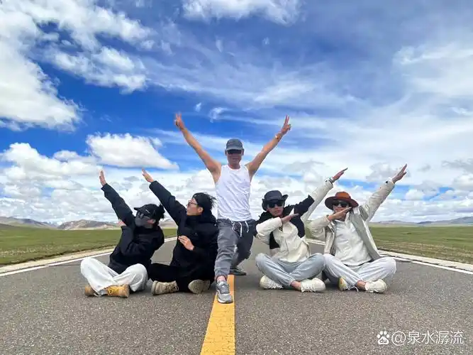 4-5人拍照姿势! 👉 拉萨经典环线攻略!