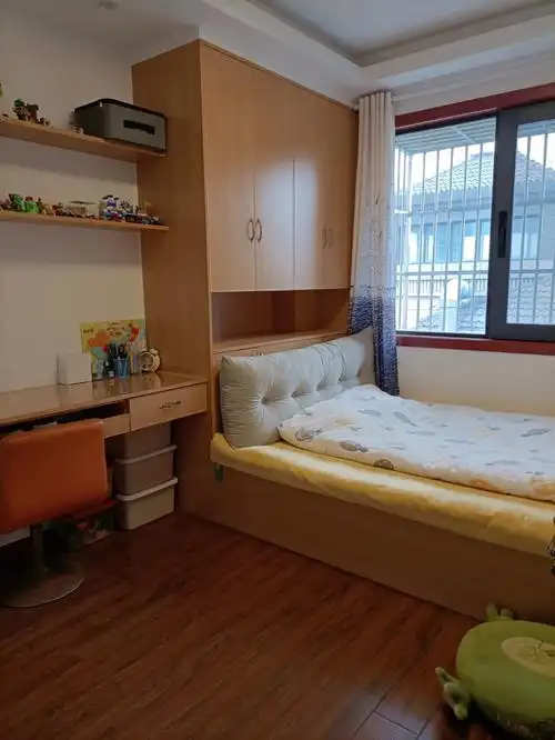 干净舒服的卧室