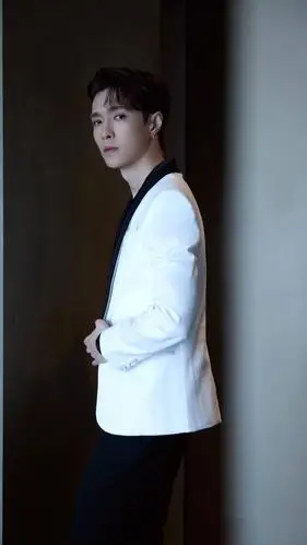 歌手张艺兴,唱跳俱佳,英俊帅气,舞台炫酷,来看帅照|exo|男歌手|演员