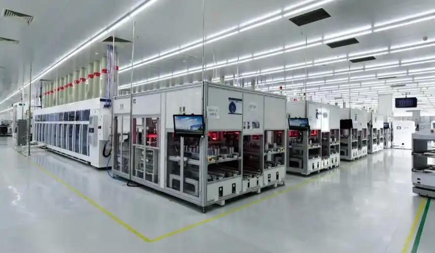 爱旭高效太阳能电池生产车间