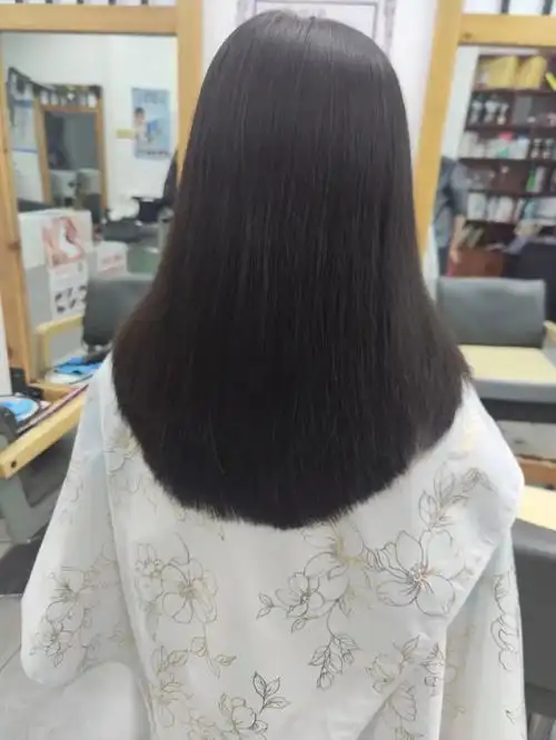 大家看看俺新剪的头发,怎么样,个人觉得还不错#女生发型参考  #u型发