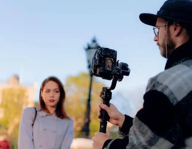 3e:更轻,更便捷,更好上手的相机稳定器|云台|轨迹|摄影师_网易订阅