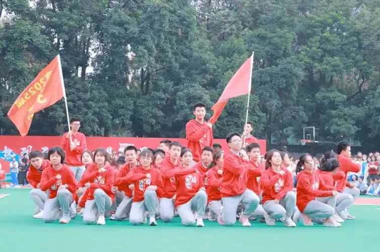 石室中学第47届运动会|热烈青春与体育运动共舞_赛场_表演_阳光