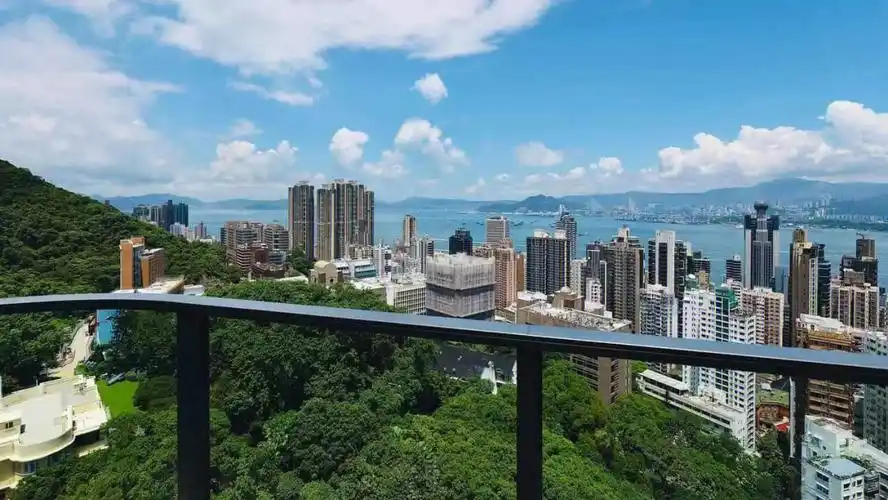 香港买房西半山近期热卖豪宅4房1500呎