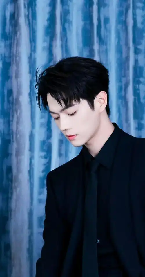 明星神图(3)—许凯