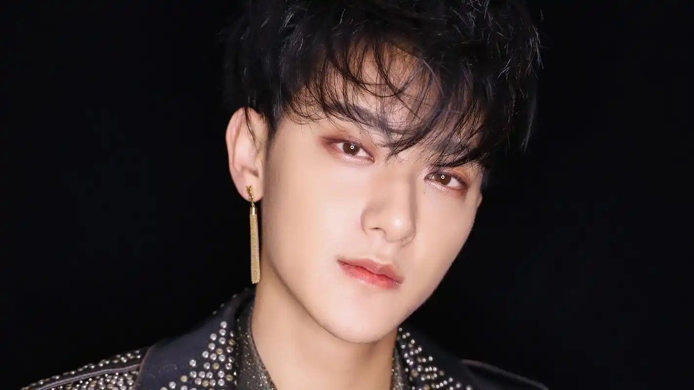 内地明星 黄子韬 明星风尚壁纸【4】