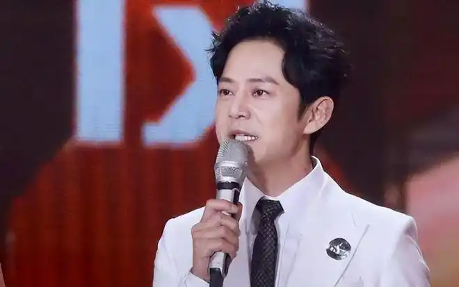 48岁的何炅,才深深体会到了人间冷暖|李湘|谢娜|李维嘉|湖南卫视|吴昕