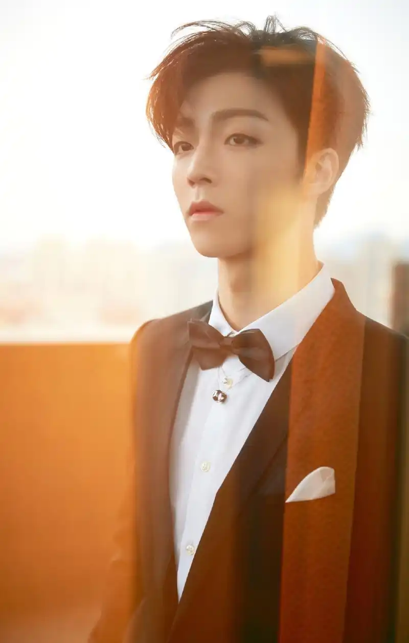 陈立农绅士帅气写真图片318