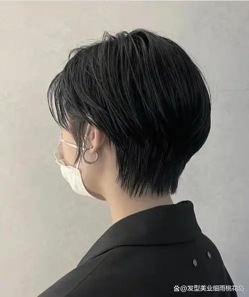 夏季总要剪一次短发