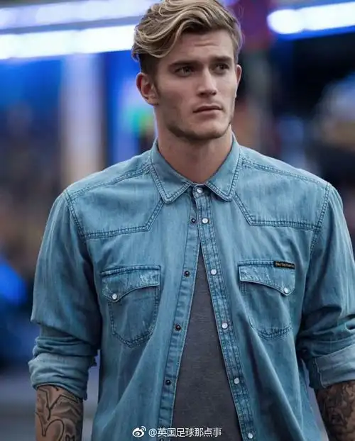 卡里乌斯:当我走在街上或者坐在角落里