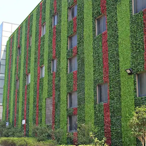 仿真植物墙是室内装饰中不可分割的一部分