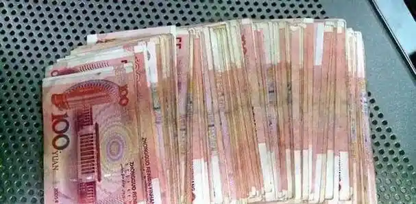 2021年男子深夜做饭,拧开阀门瞬间悲剧发生,在icu第一天就花10万