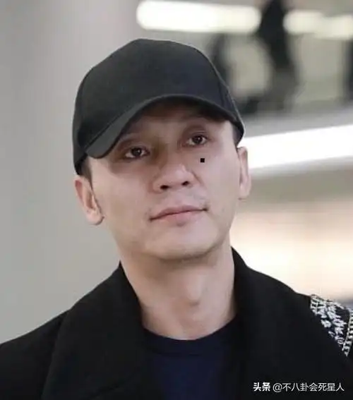 认真看,李晨素颜时,连眉毛都人世蒸发了.