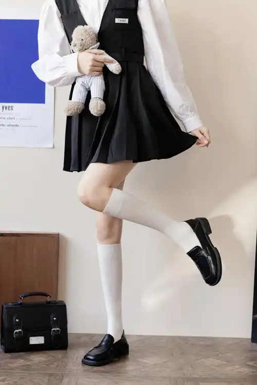 jk棉袜中筒短袜过膝小腿黑白学生制服袜子全棉半截女高筒日系韩国