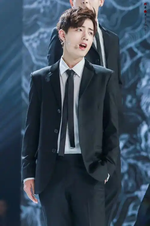 肖战燃烧吧少年